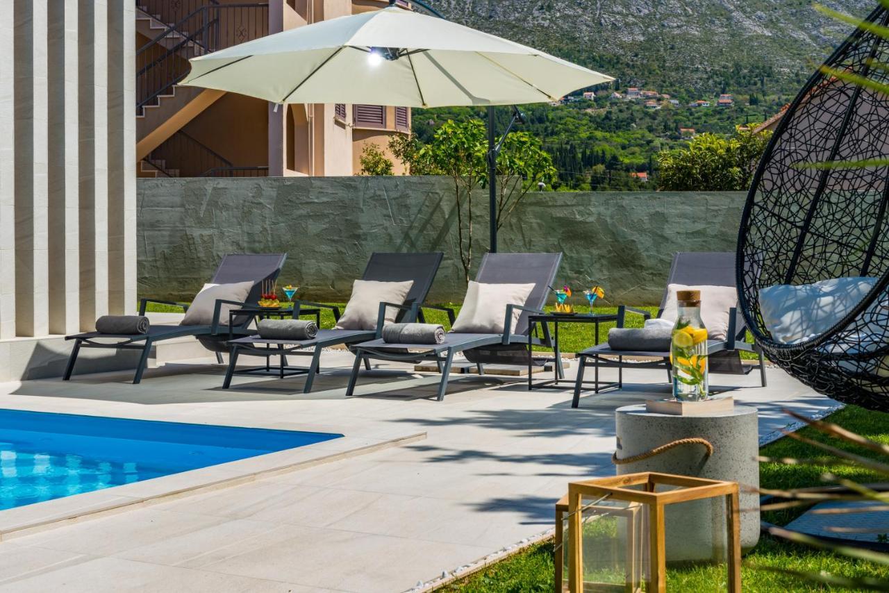 Villa Oasis - Your Luxury Home Away From Home Celopeci Zewnętrze zdjęcie