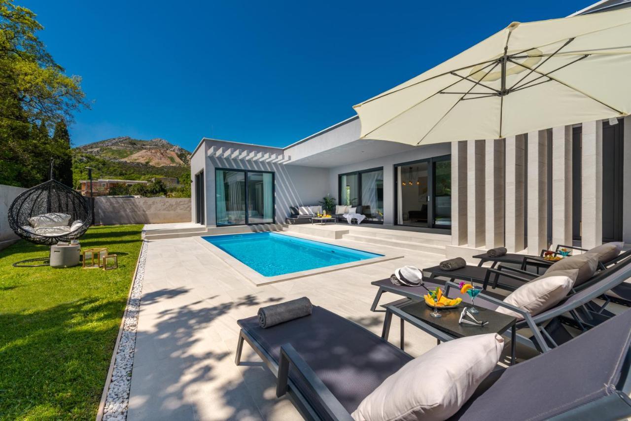 Villa Oasis - Your Luxury Home Away From Home Celopeci Zewnętrze zdjęcie