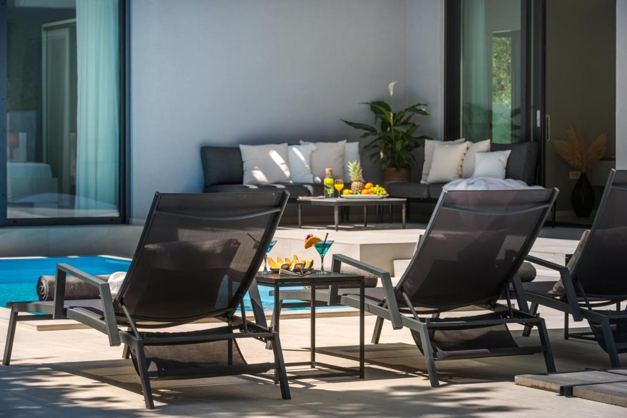 Villa Oasis - Your Luxury Home Away From Home Celopeci Zewnętrze zdjęcie