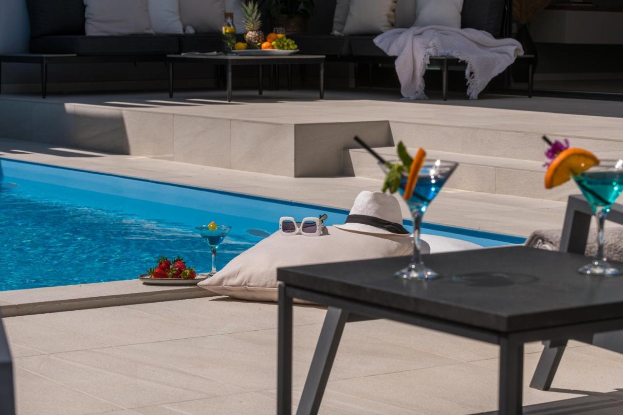 Villa Oasis - Your Luxury Home Away From Home Celopeci Zewnętrze zdjęcie