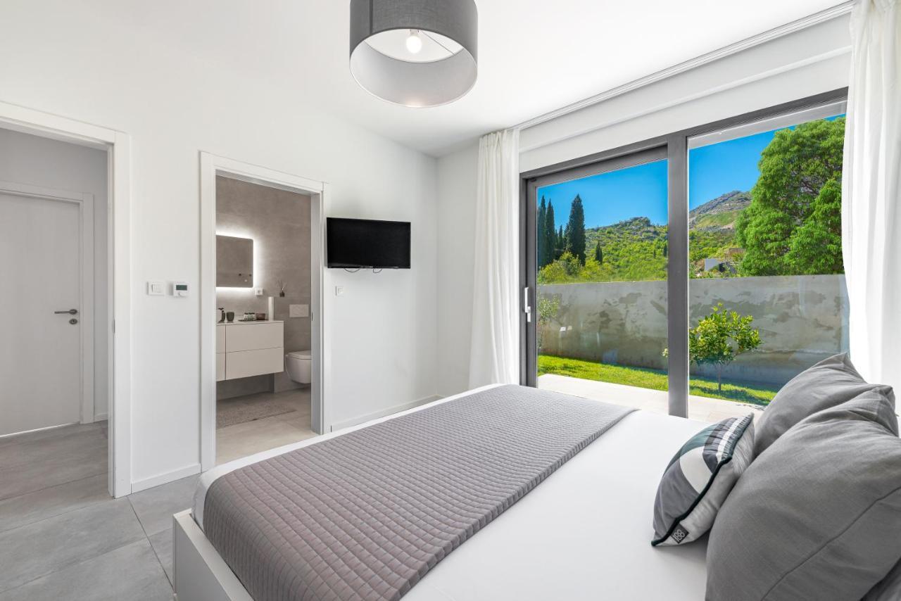 Villa Oasis - Your Luxury Home Away From Home Celopeci Zewnętrze zdjęcie