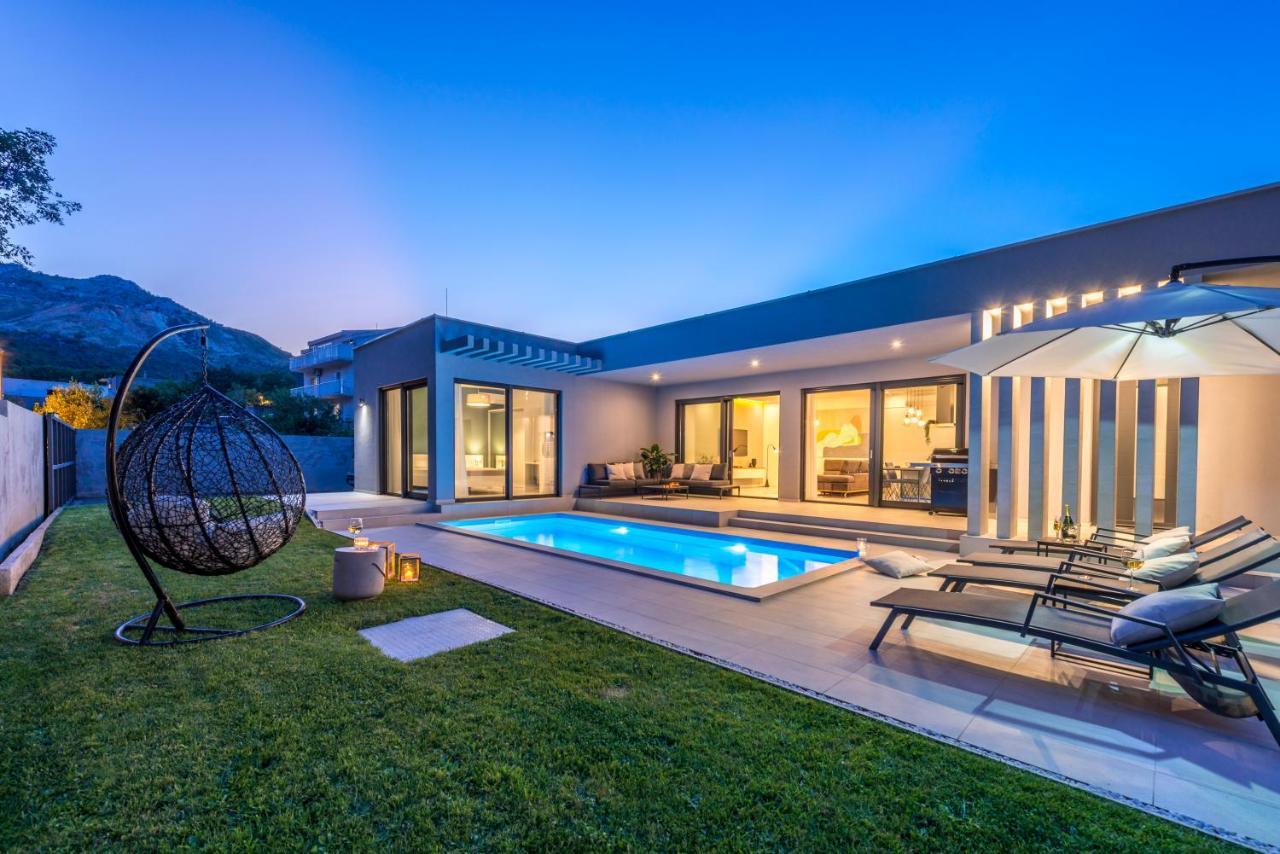 Villa Oasis - Your Luxury Home Away From Home Celopeci Zewnętrze zdjęcie